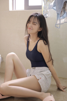 张开双腿让主人调教打屁股作文
